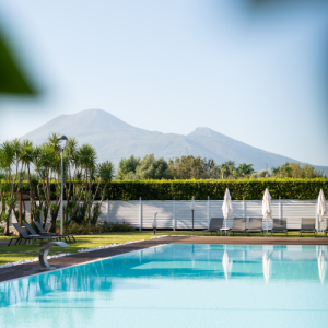 Pool & Wine Escape